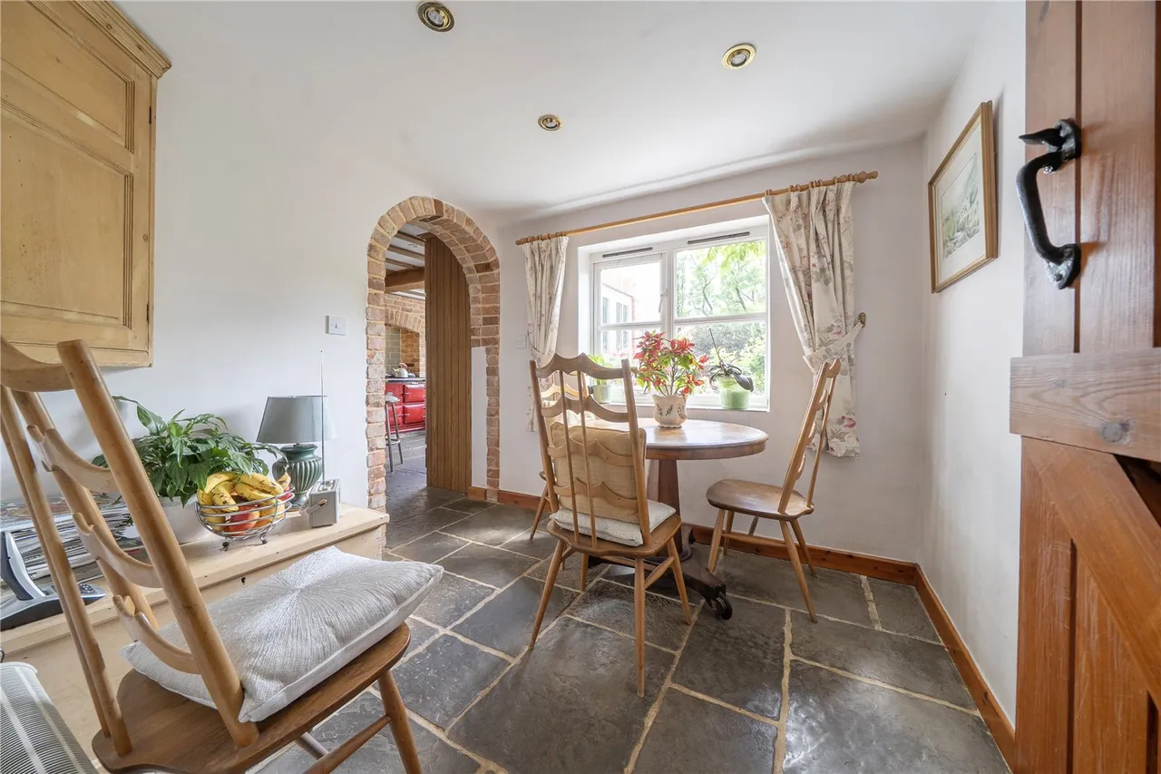 Bewley Down, Axminster, Devon, EX13 7JX, photo 9