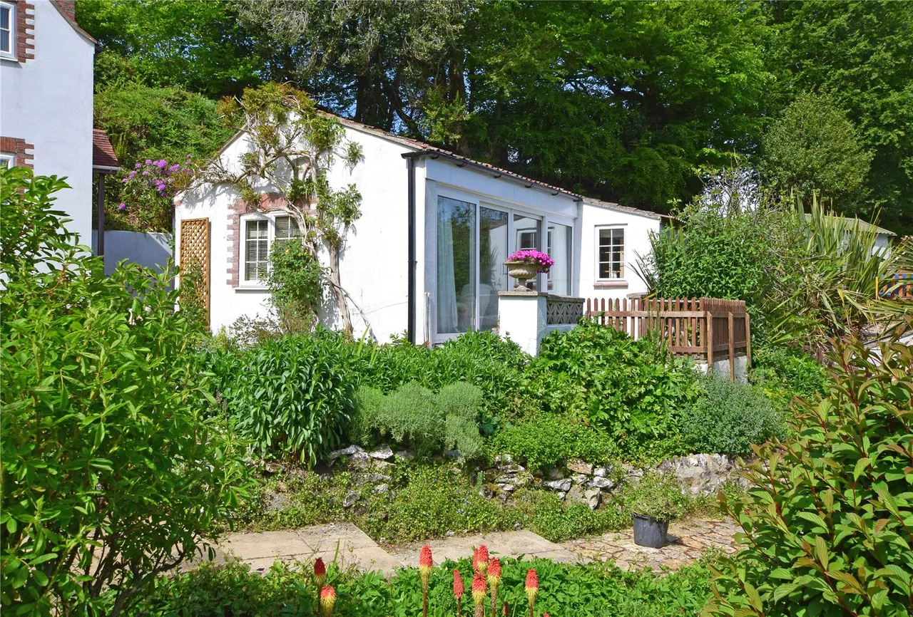 Bewley Down, Axminster, Devon, EX13 7JX, photo 19