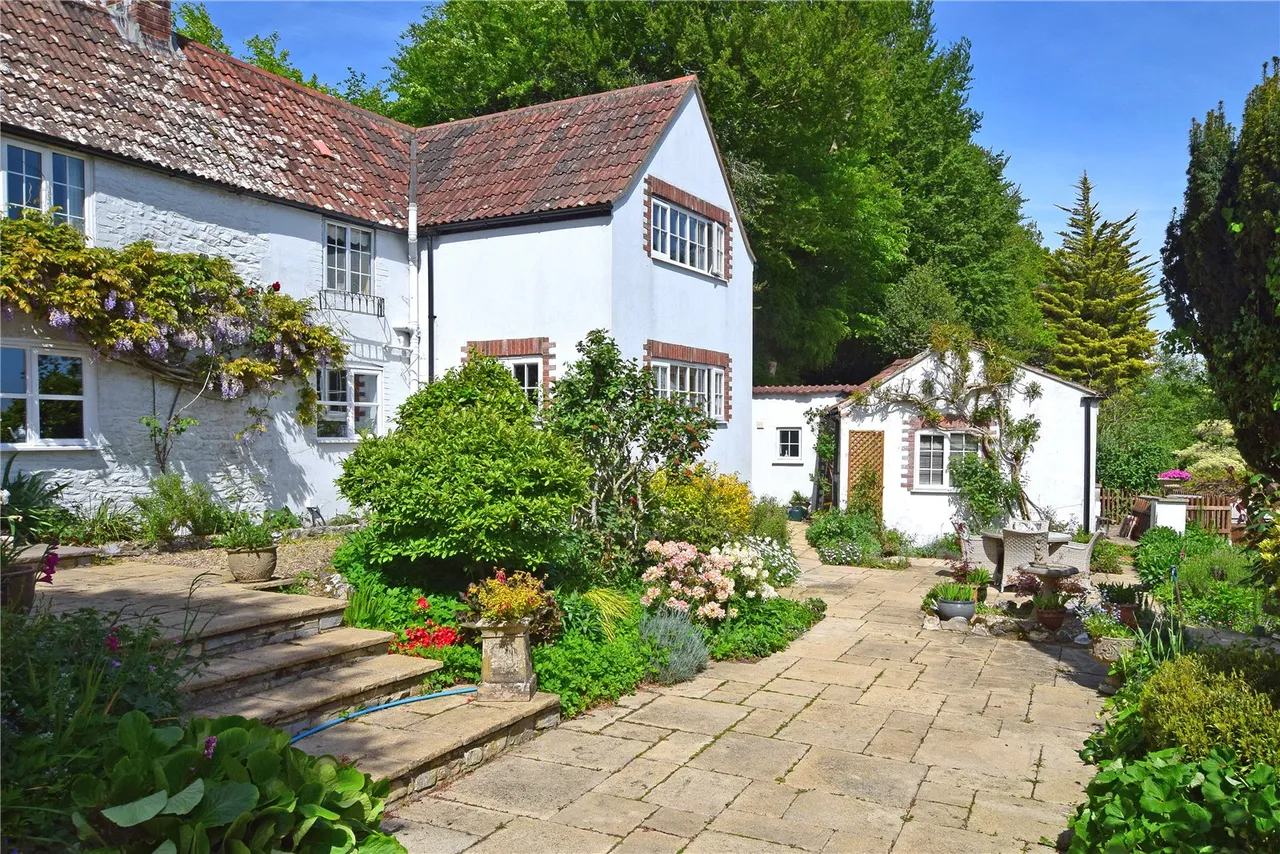 Bewley Down, Axminster, Devon, EX13 7JX, photo 13