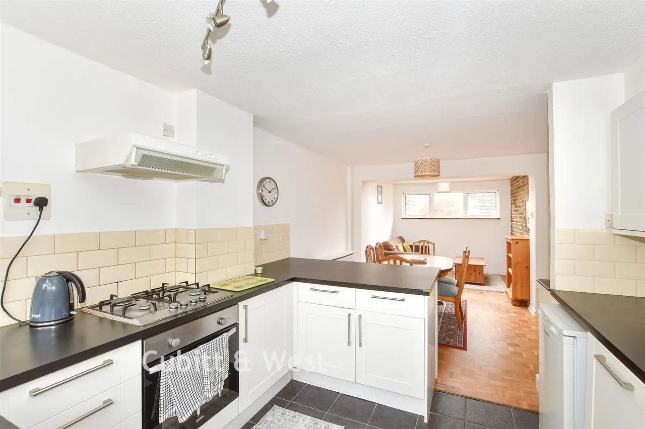 Forestfield, Crawley, RH10, photo 6