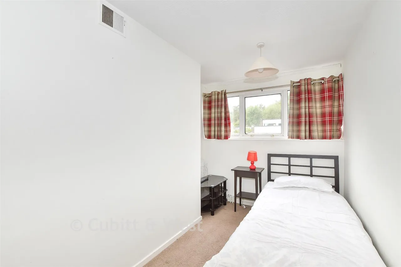 Forestfield, Crawley, RH10, photo 12