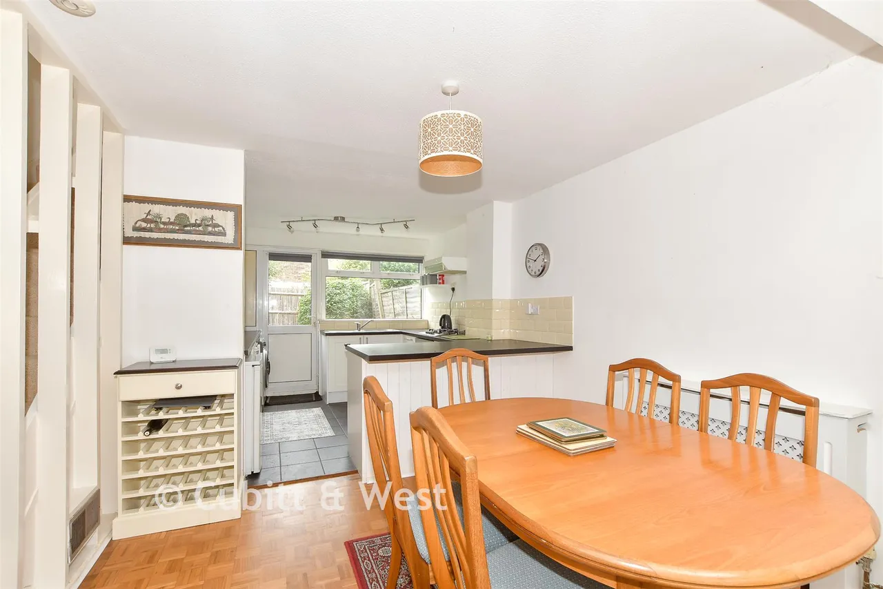 Forestfield, Crawley, RH10, photo 4