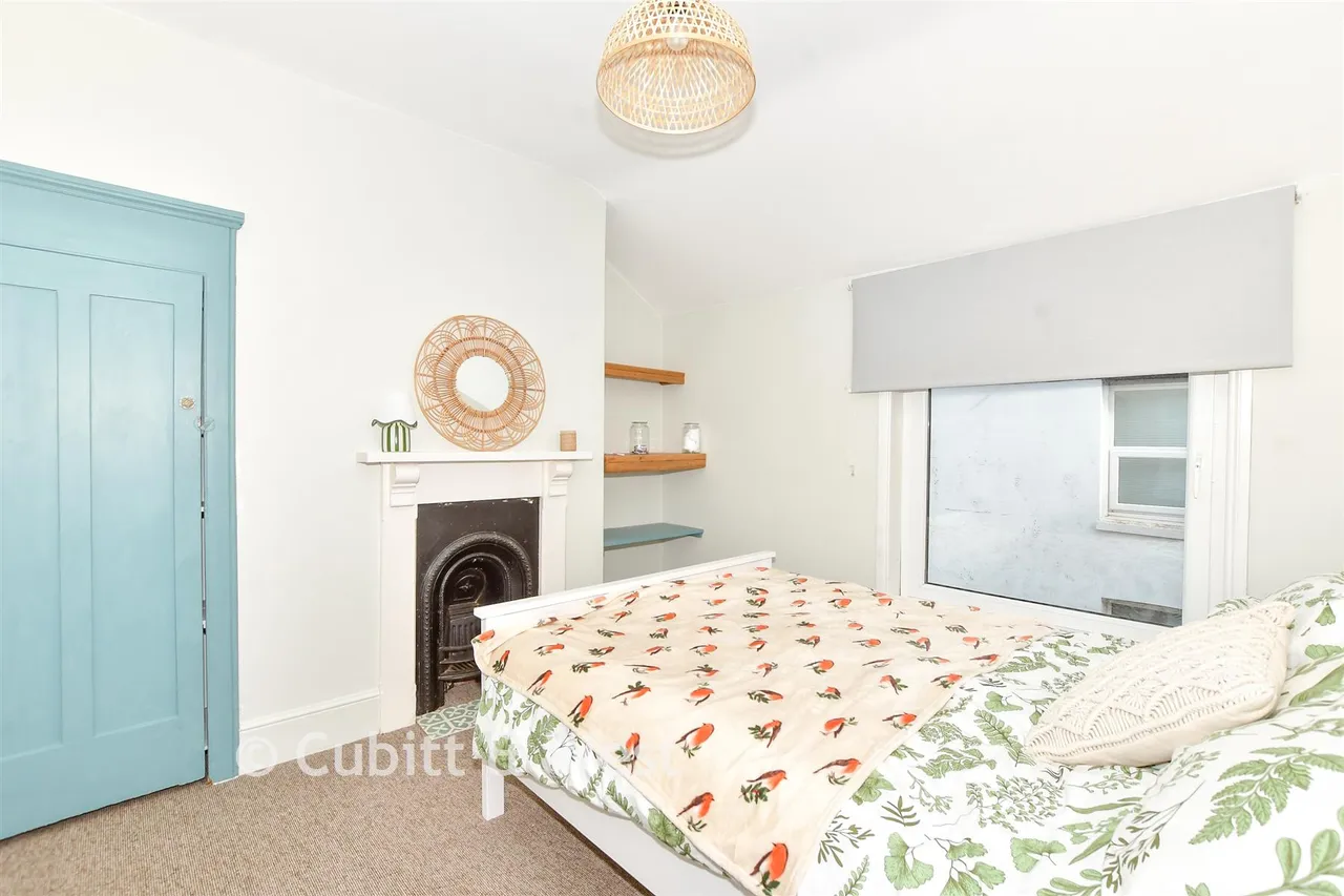 Taswell Road, Southsea, PO5, photo 13