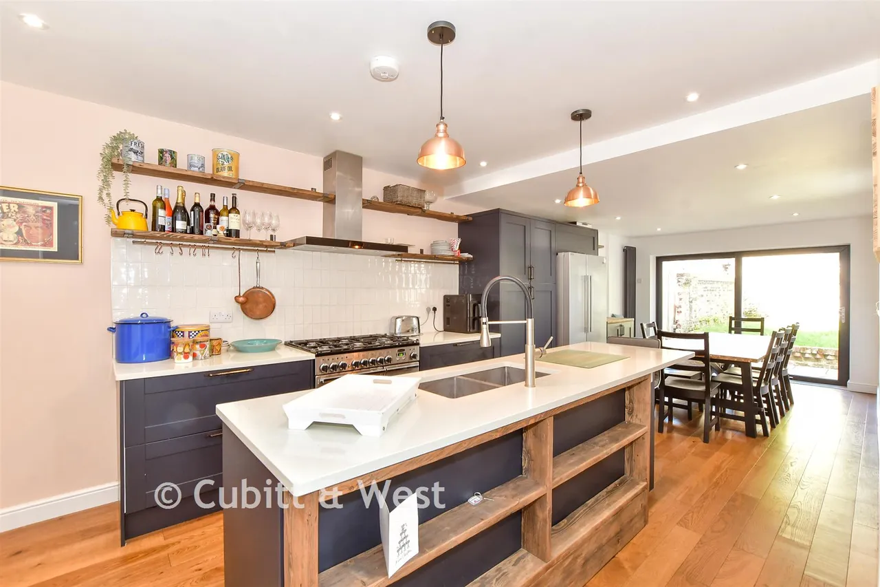 Taswell Road, Southsea, PO5, photo 2