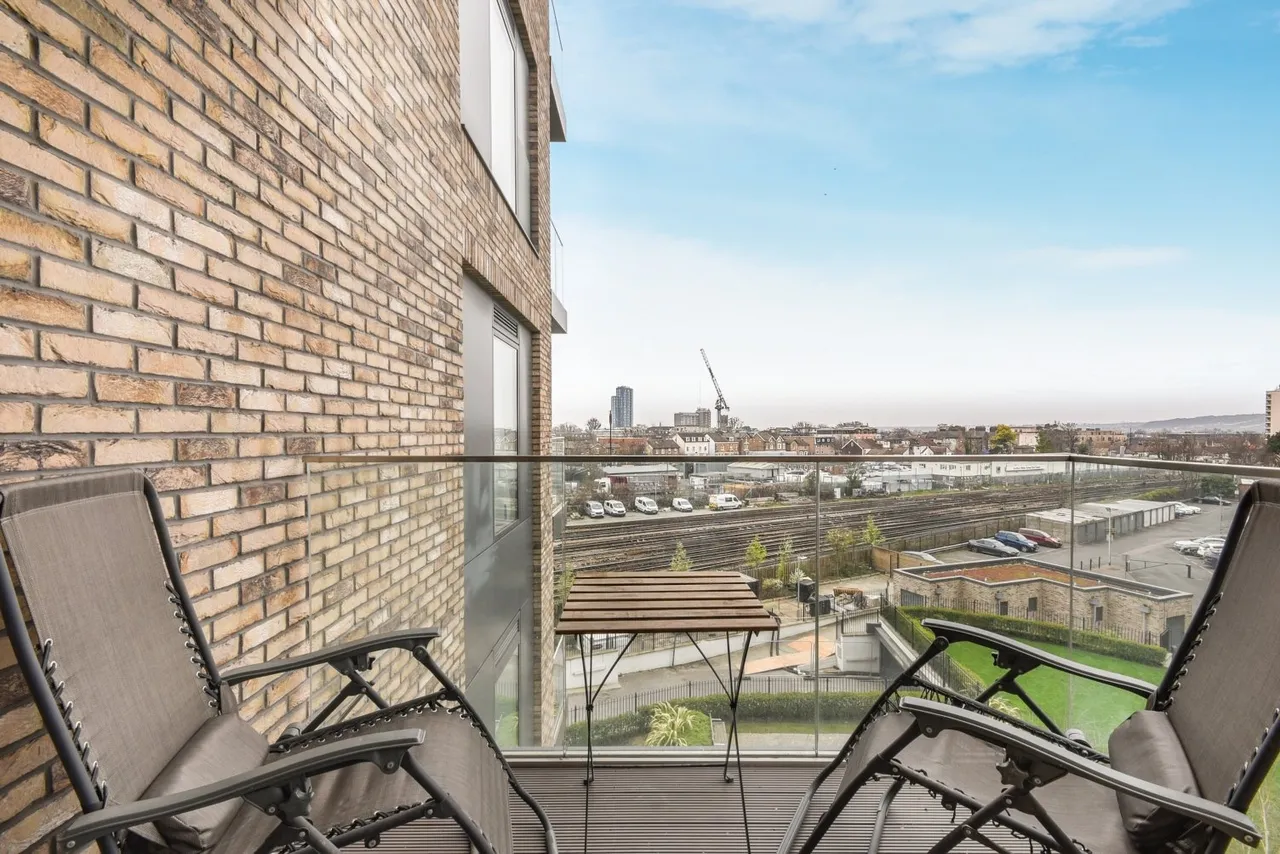 Santina Apartments, 45 Cherry Orchard Road, Morello, Croydon, CR0, photo 6