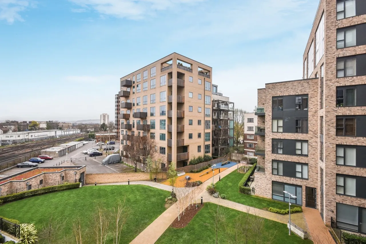 Santina Apartments, 45 Cherry Orchard Road, Morello, Croydon, CR0, photo 8