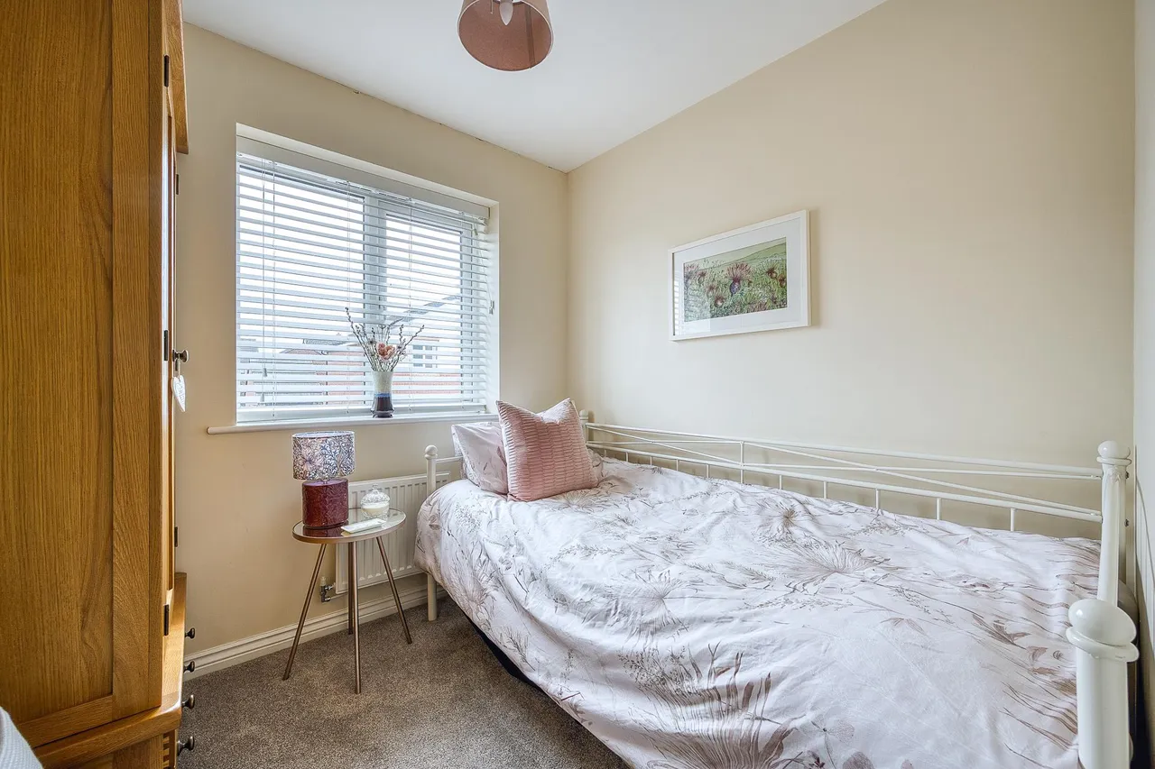 Palisade Close, Newport, TF10, photo 17
