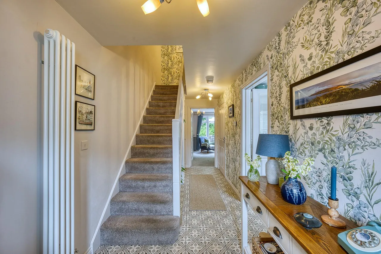 Palisade Close, Newport, TF10, photo 9