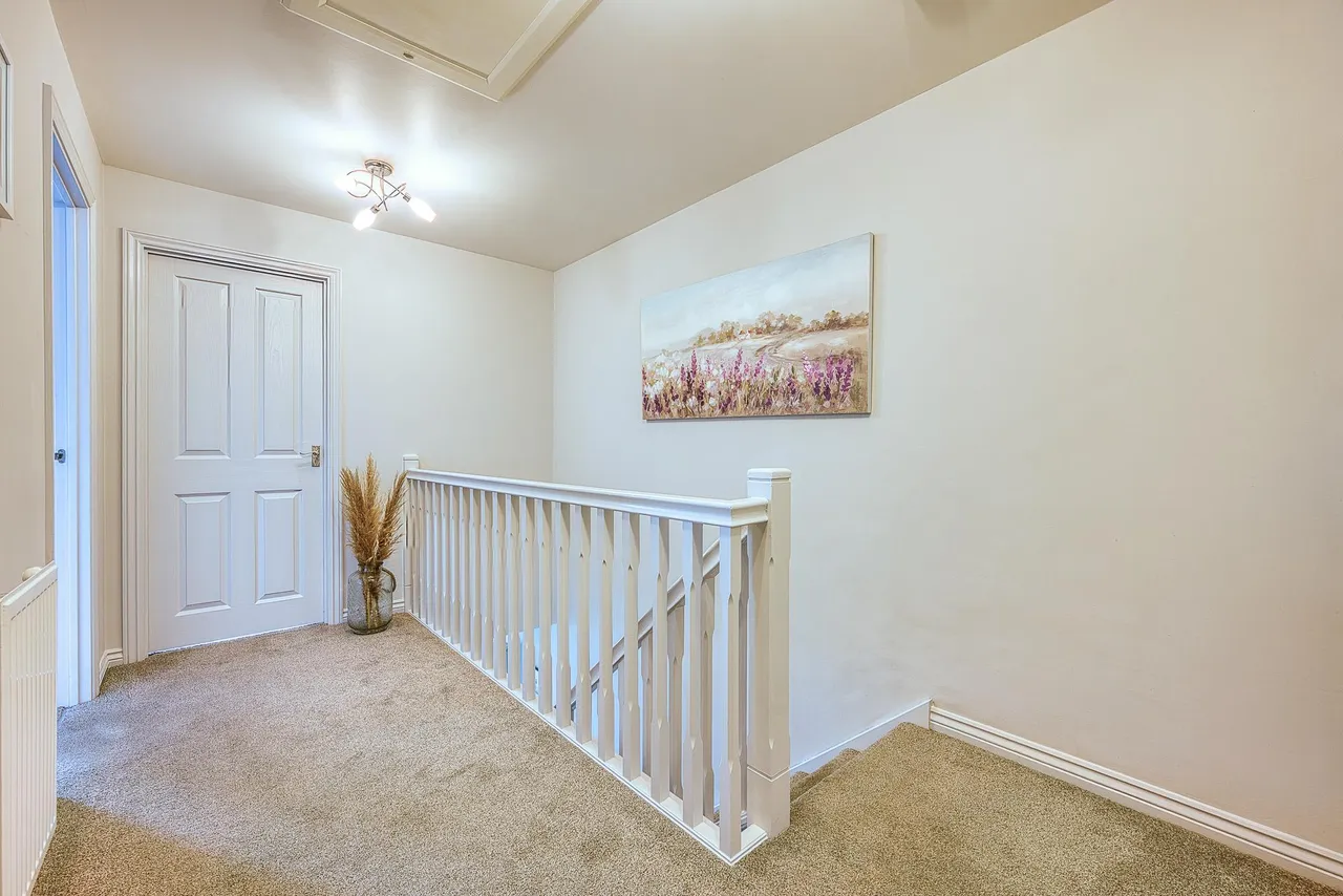Palisade Close, Newport, TF10, photo 18