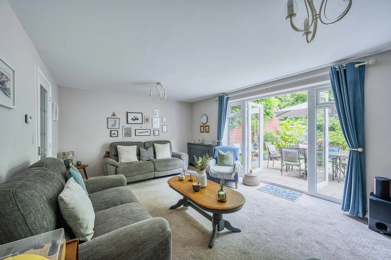 Palisade Close, Newport, TF10, photo 7