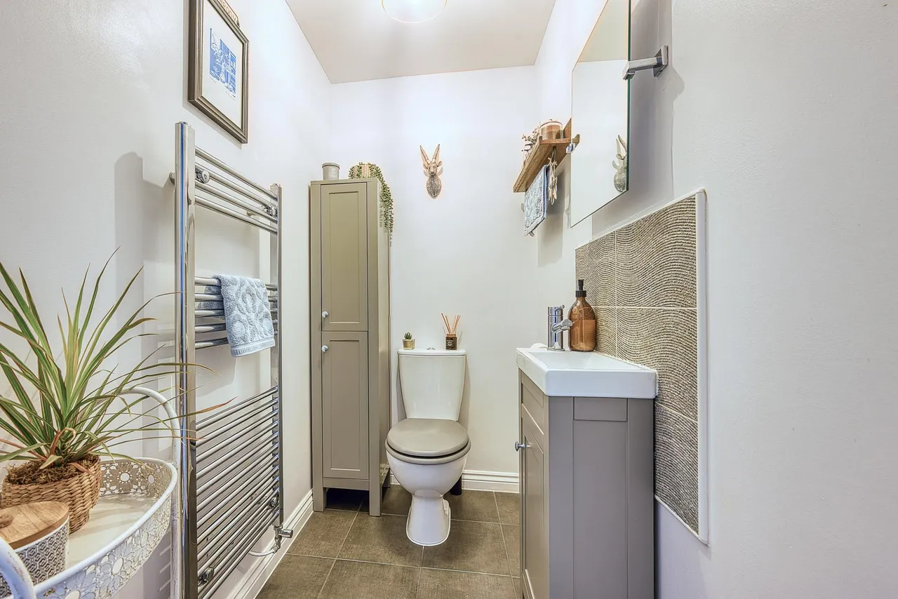 Palisade Close, Newport, TF10, photo 11