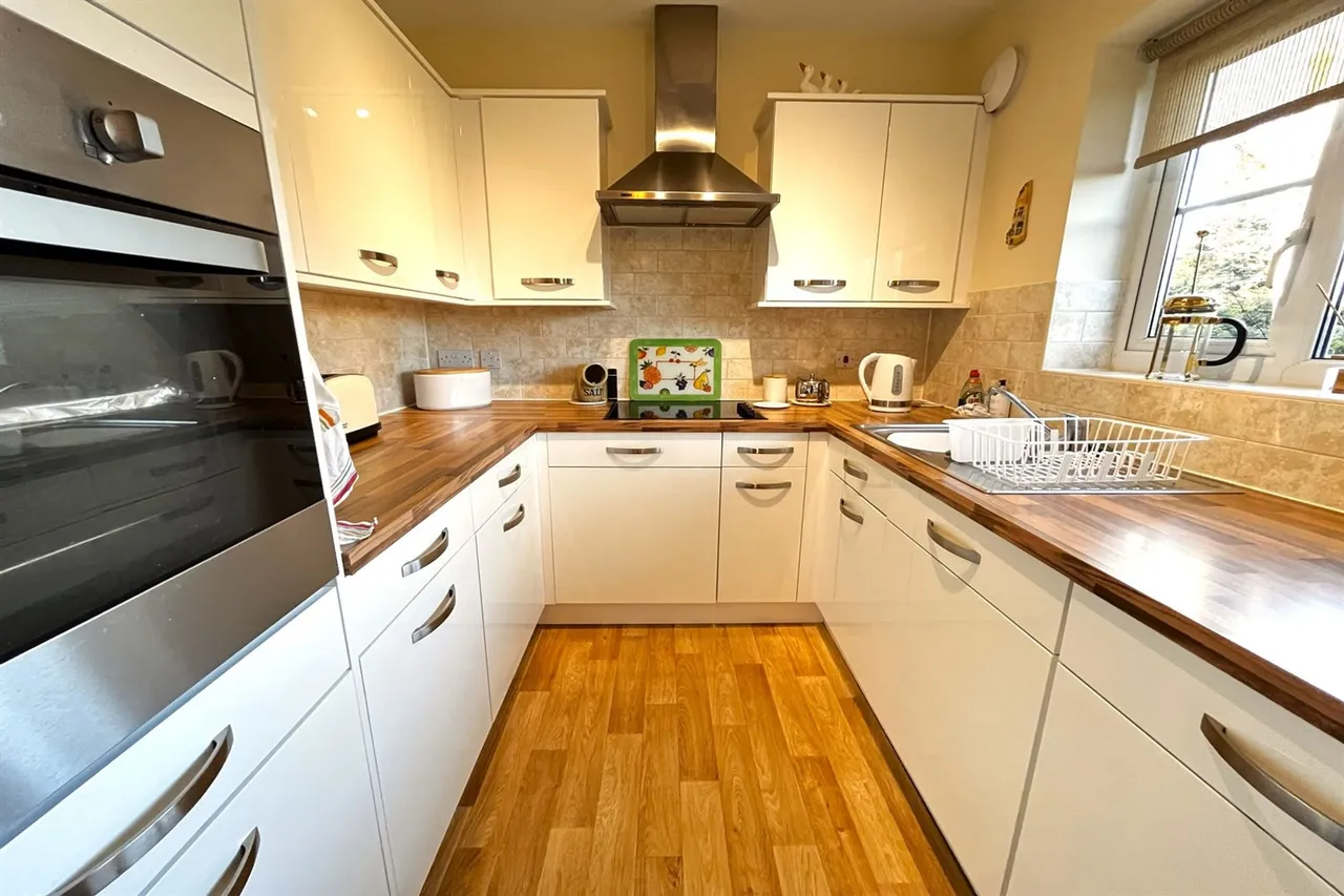St. Johns Lodge, Altrincham, photo 6