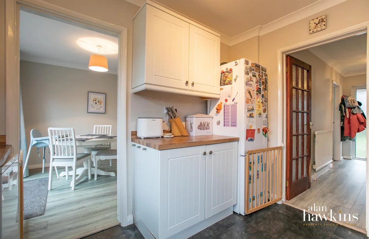 Goughs Way, Royal Wootton Bassett, photo 6