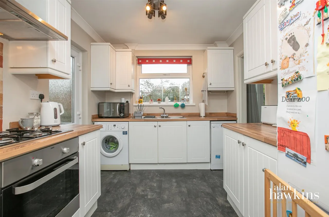 Goughs Way, Royal Wootton Bassett, photo 4