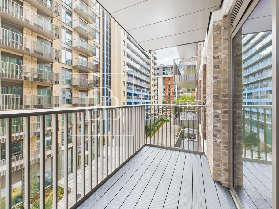 Eden Place, London, E16, photo 12