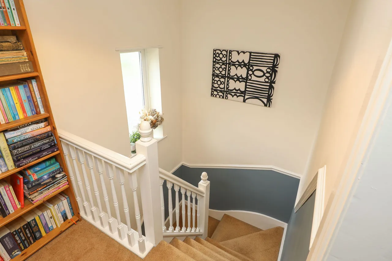 Halcyon Approach, Wingerworth, S42, photo 13