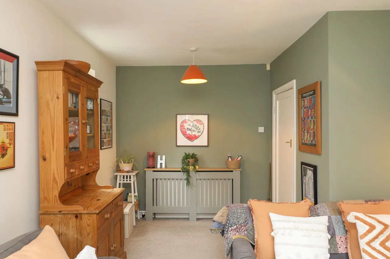 Halcyon Approach, Wingerworth, S42, photo 9