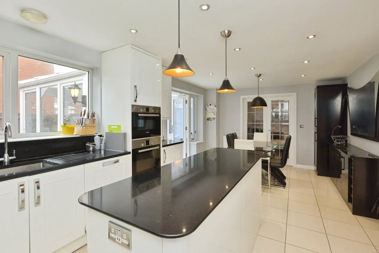 Southwold Crescent, Broughton, MK10, photo 6