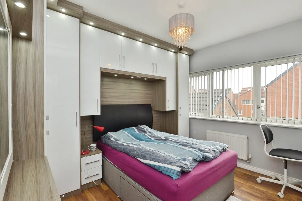 Southwold Crescent, Broughton, MK10, photo 17