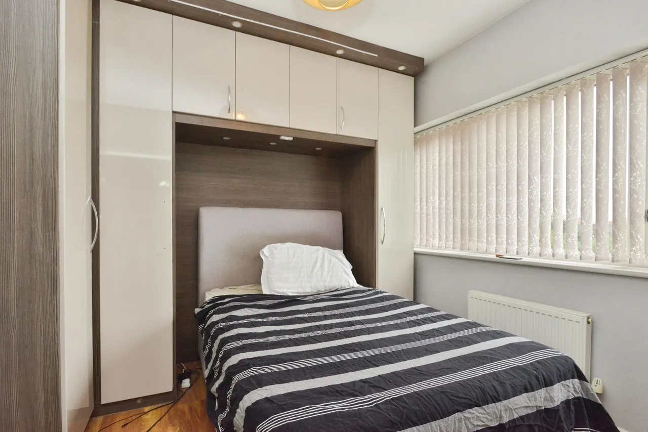 Southwold Crescent, Broughton, MK10, photo 18