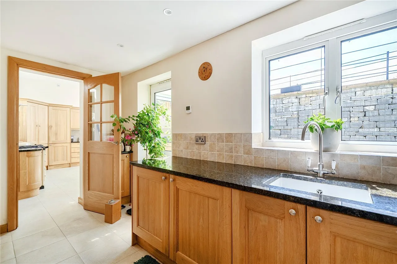Dinnington, Hinton St. George, TA17, photo 4