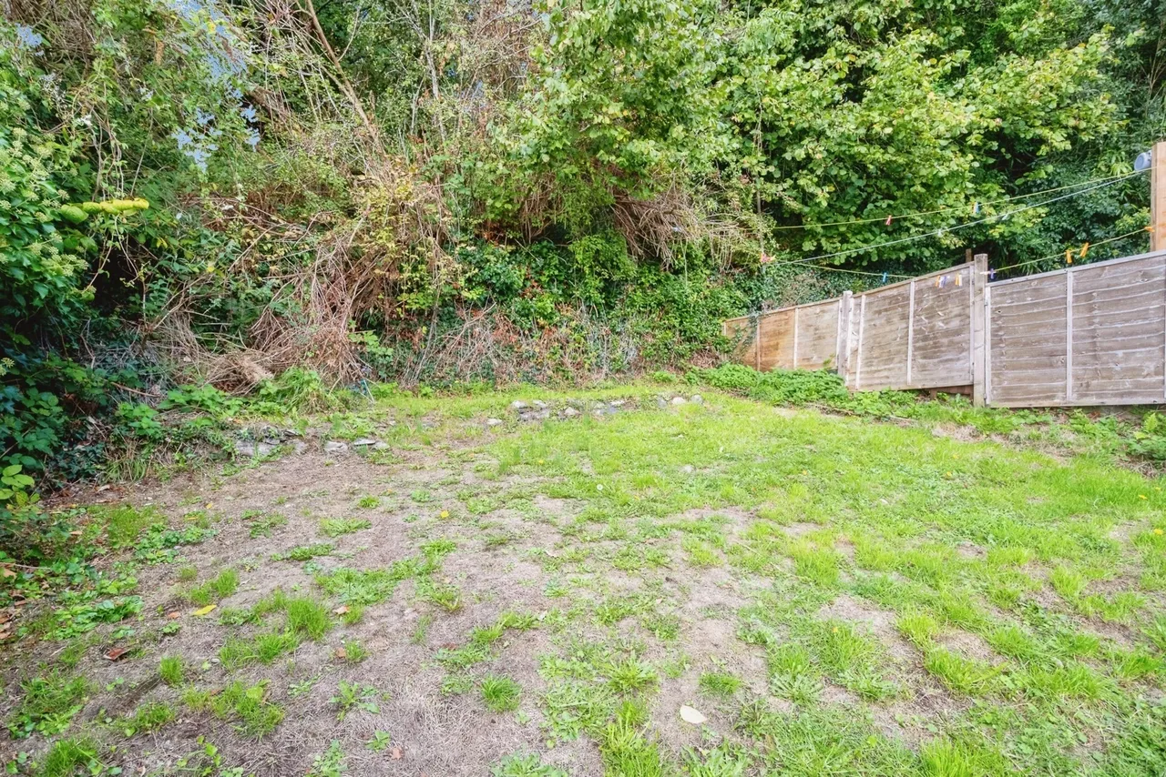 Old Exeter Road, Tavistock, PL19, photo 12