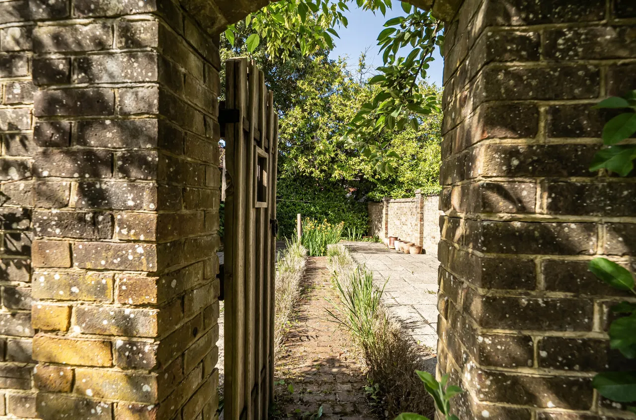 Church Lane, Danehill, Haywards Heath, East Sussex, RH17 7EU, photo 5