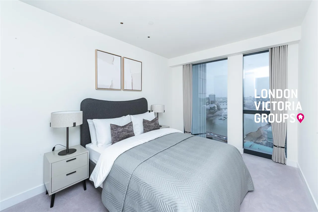 Nine Elms Lane, London, photo 15