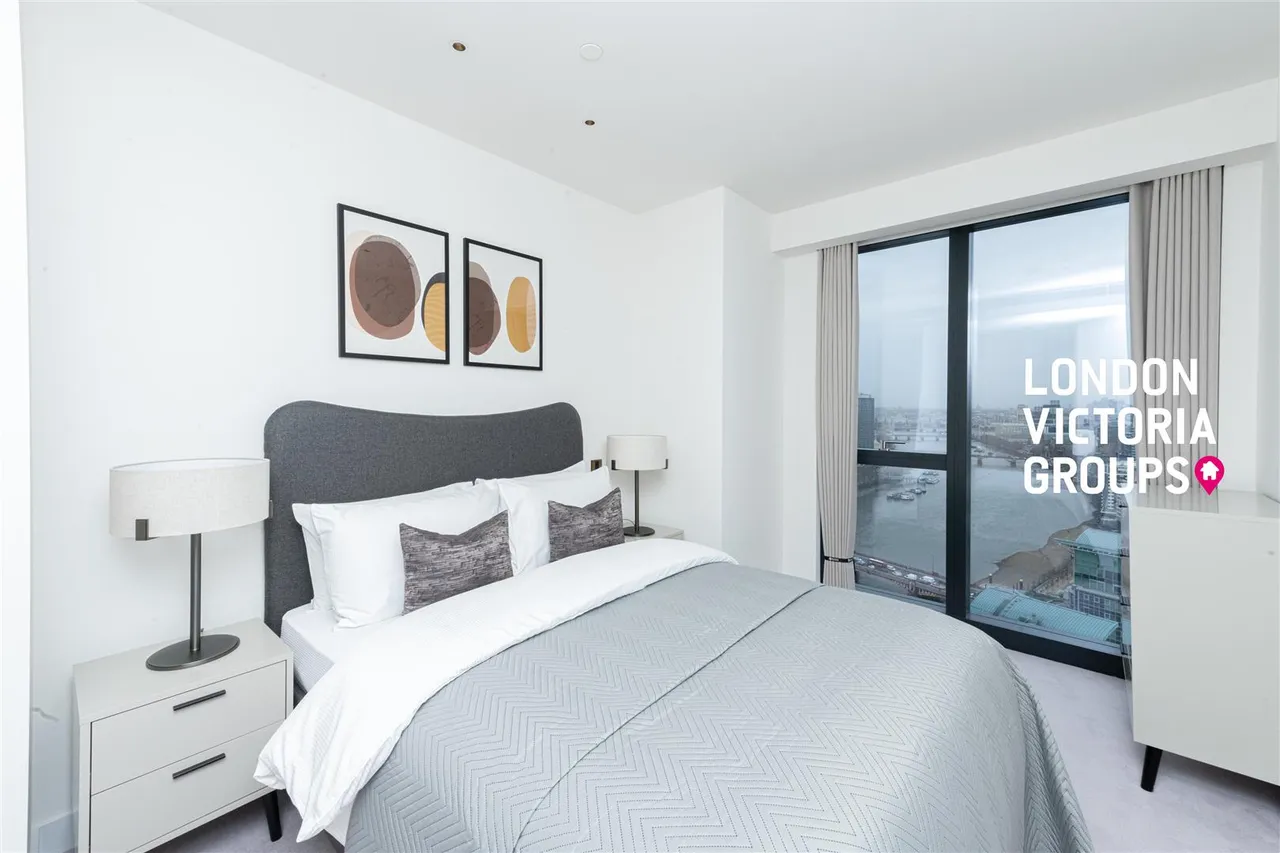 Nine Elms Lane, London, photo 9