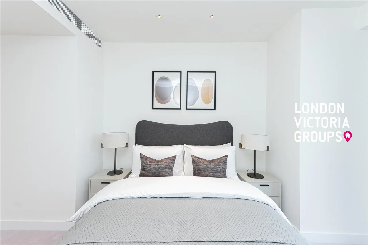 Nine Elms Lane, London, photo 12