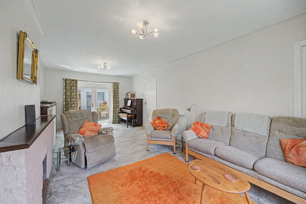 Halifax Road, Littleborough OL15 0HB, photo 7
