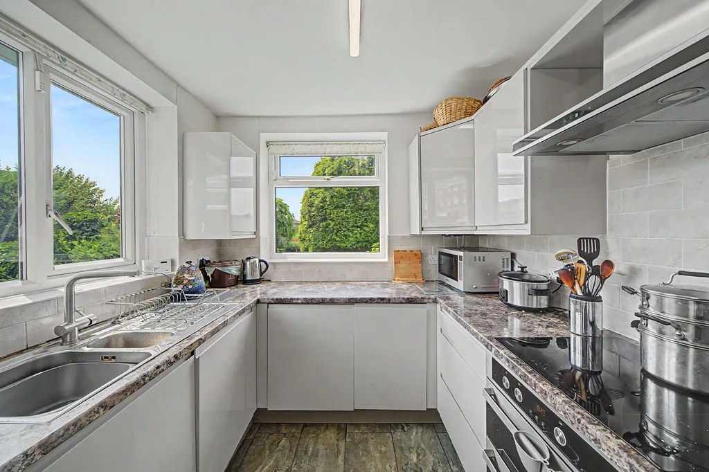 Halifax Road, Littleborough OL15 0HB, photo 4