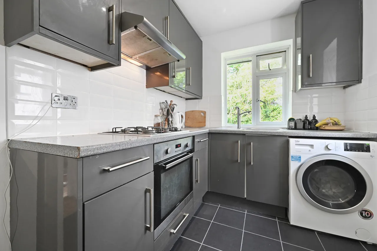 Woodridings Close, Pinner, HA5, photo 6