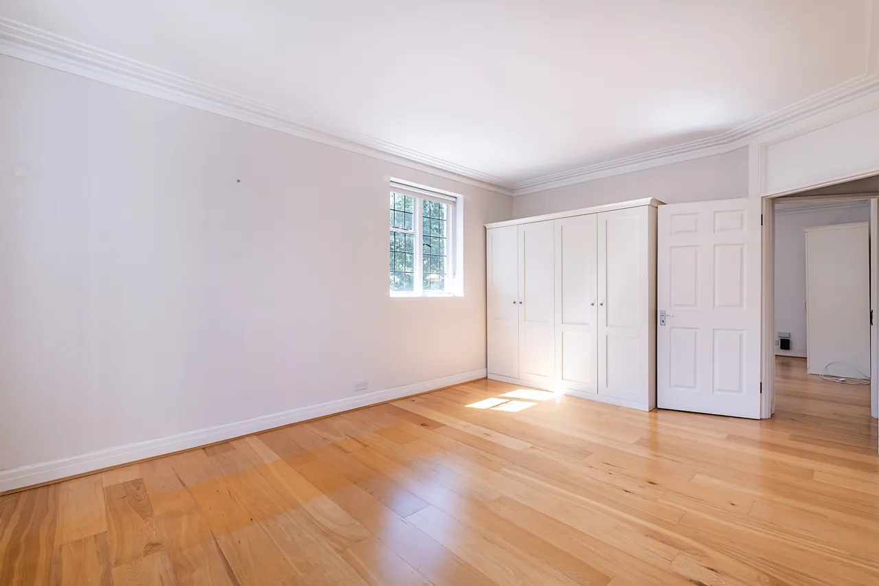 Wildcroft Road, London, SW15, photo 6