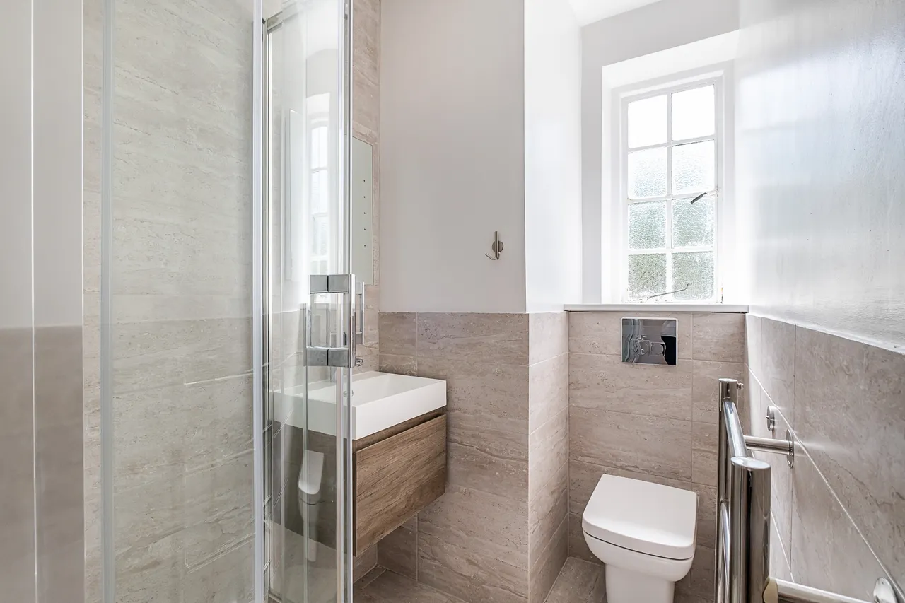 Wildcroft Road, London, SW15, photo 10