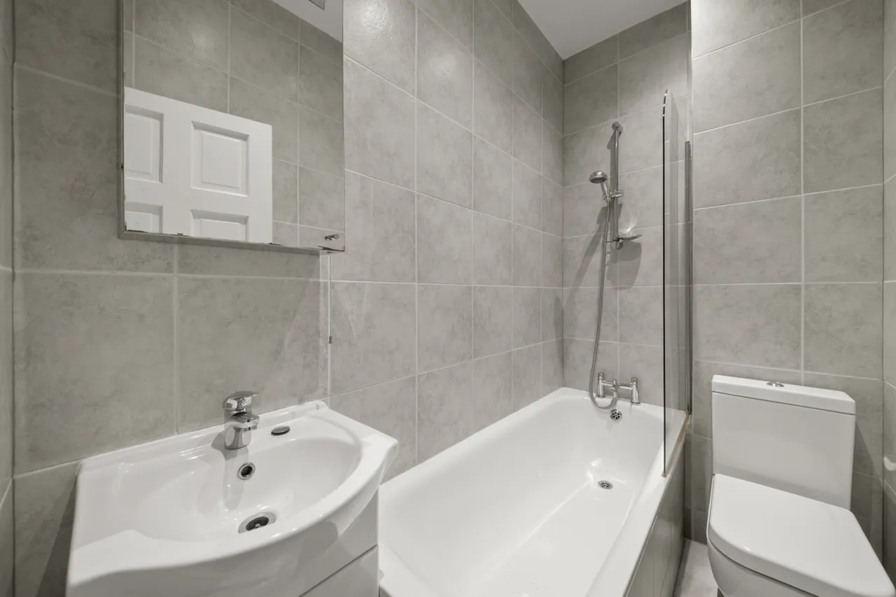 Lower Boston Road, Hanwell, W7, photo 6
