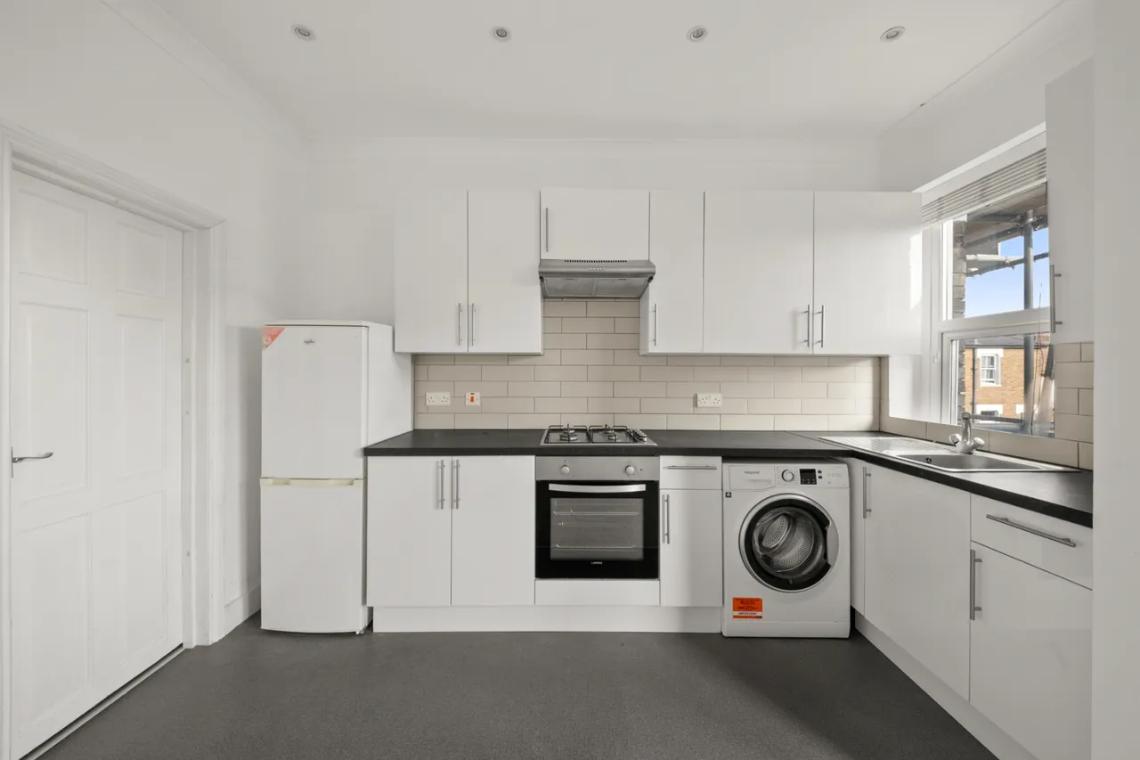 Lower Boston Road, Hanwell, W7, photo 3