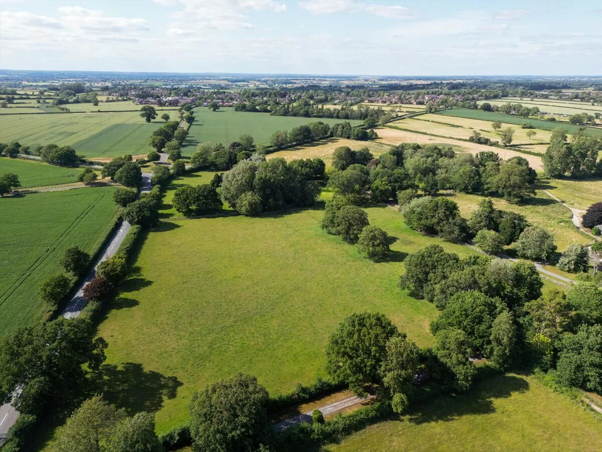 Hurdiss Farmhouse, Hurdiss Estate, CV33, photo 2