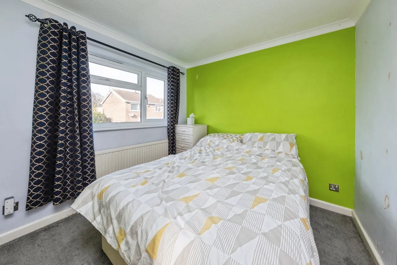 Perth Close, Bletchley, Milton Keynes, Buckinghamshire, MK3, photo 13
