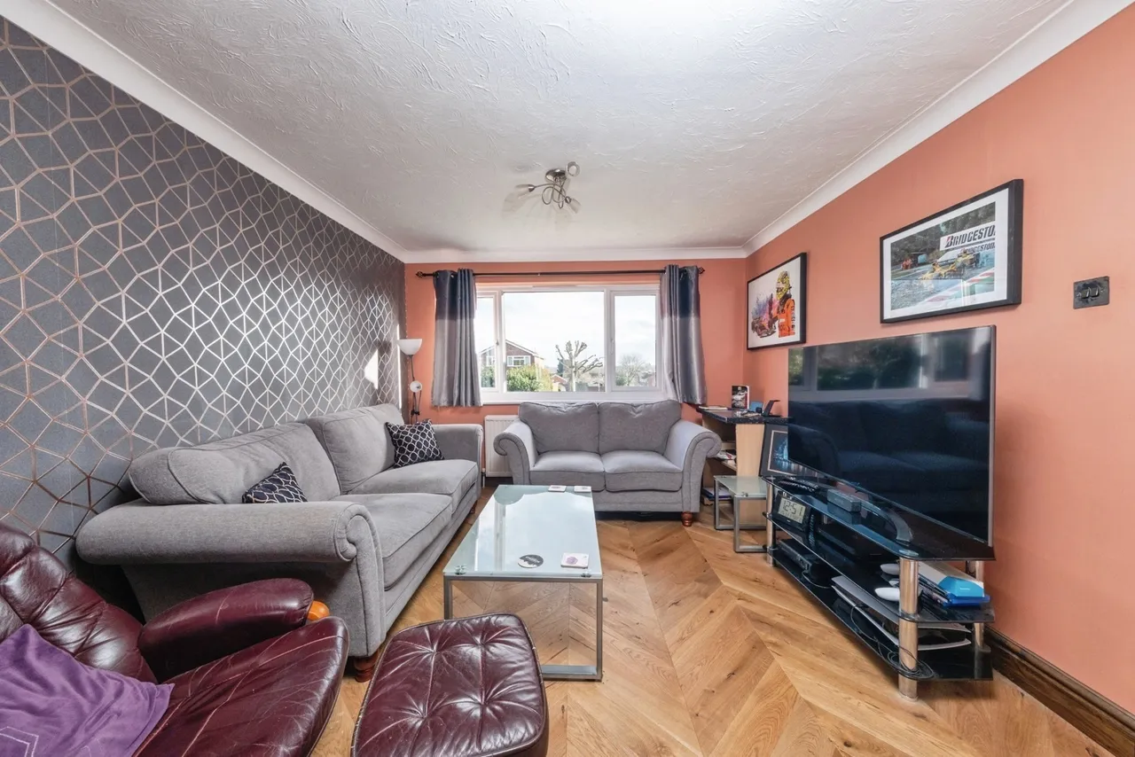 Perth Close, Bletchley, Milton Keynes, Buckinghamshire, MK3, photo 9