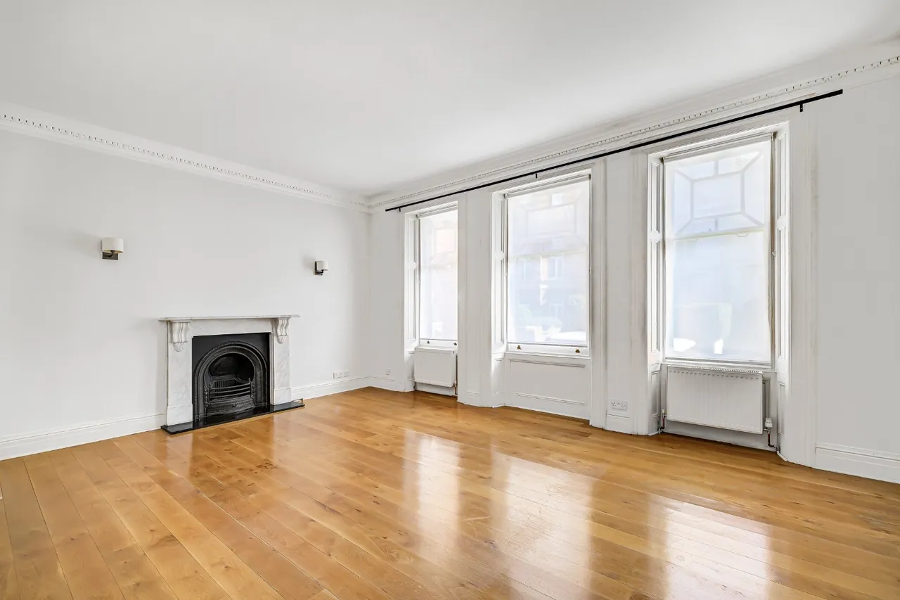 Wynnstay Gardens, Kensington, W8, photo 2