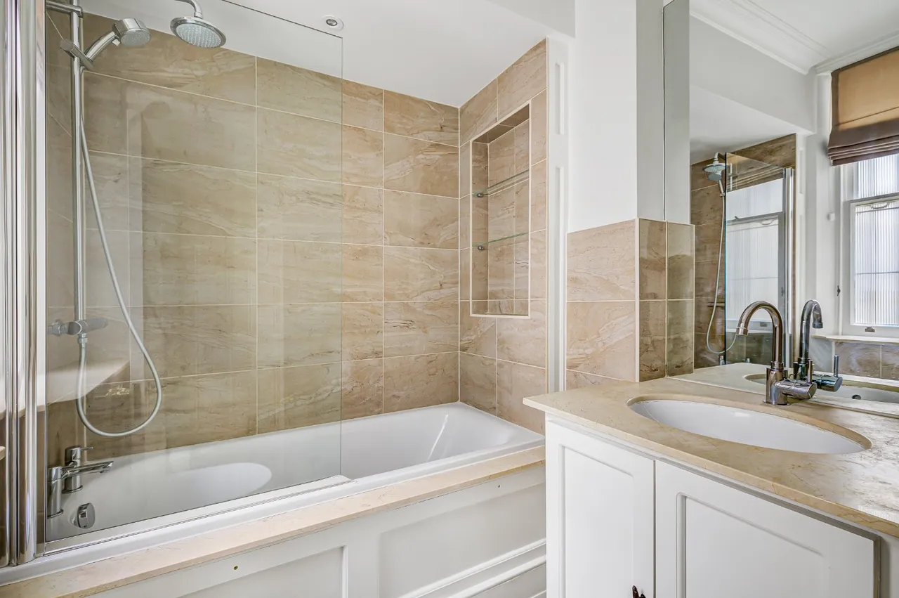 Wynnstay Gardens, Kensington, W8, photo 11
