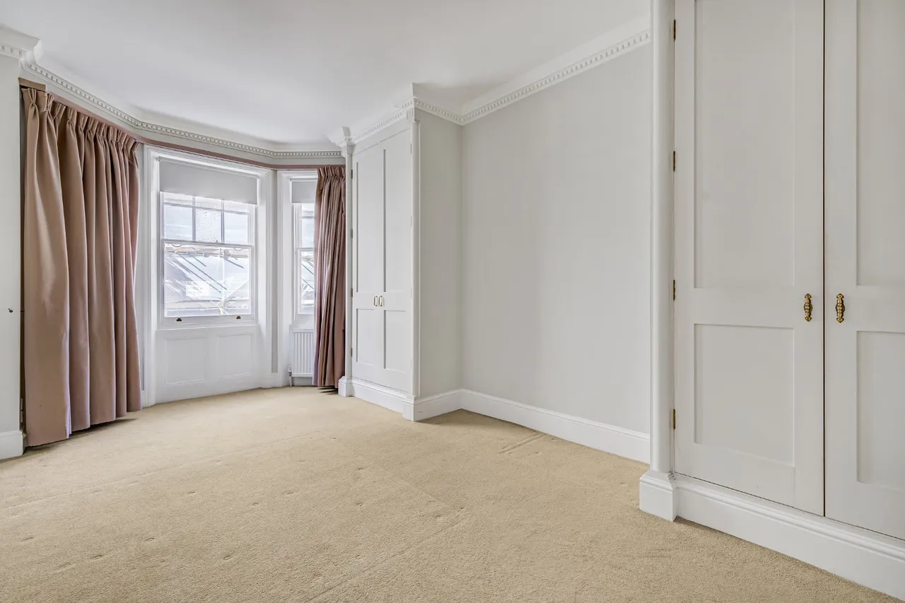 Wynnstay Gardens, Kensington, W8, photo 3