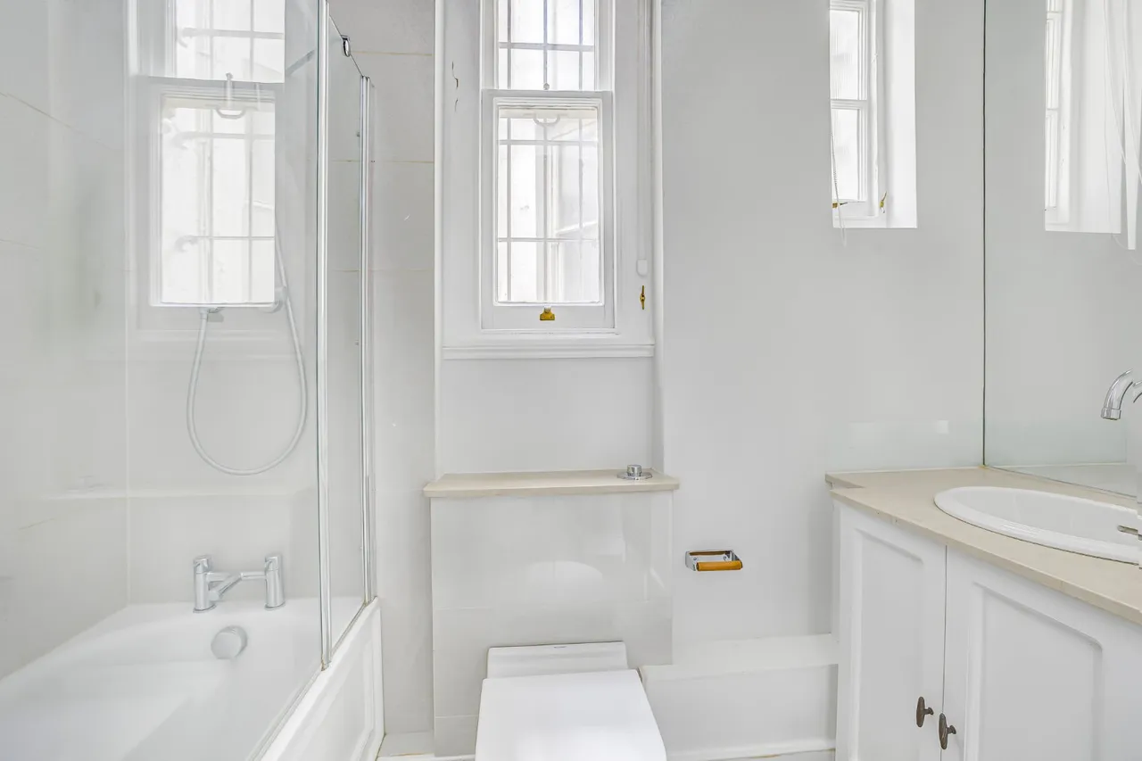 Wynnstay Gardens, Kensington, W8, photo 12