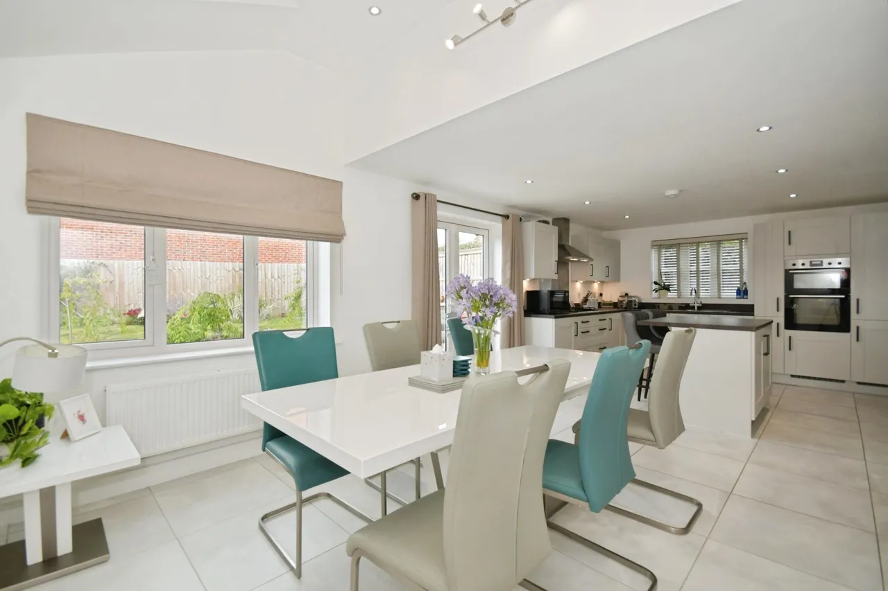 Smythson Street, Chesterfield, S42, photo 2