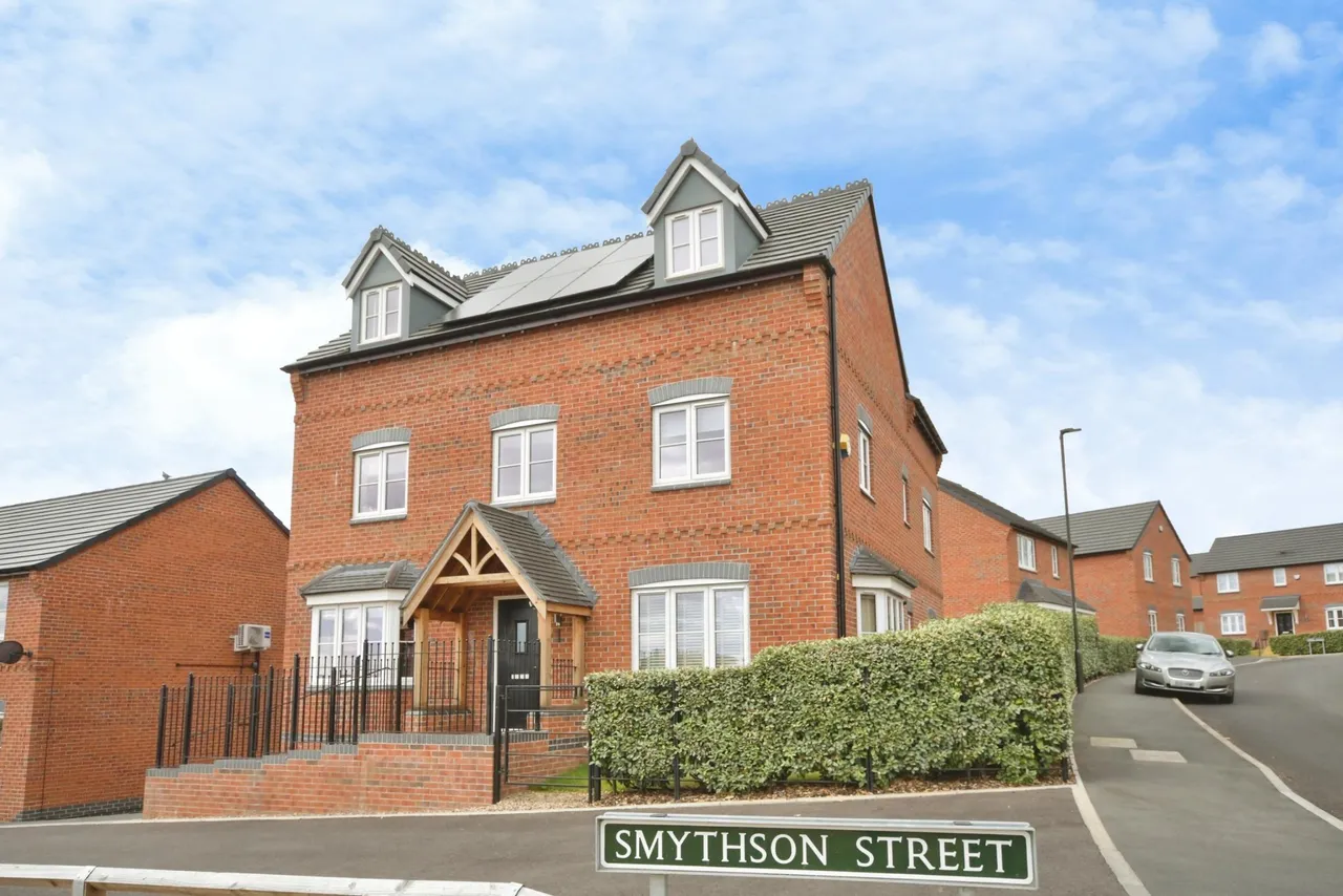 5 bed house for sale, Smythson Street, Chesterfield, S42