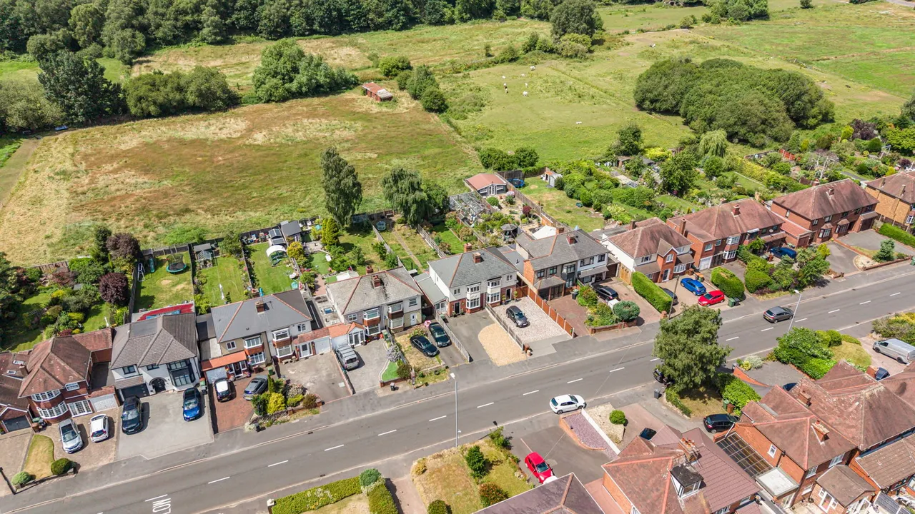 60 Fordbrook Lane, Pelsall, WS3 4BN, photo 2