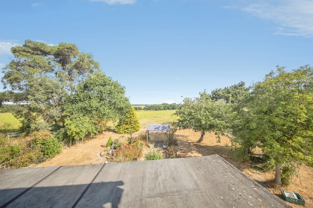 Hayhall Cottages, Boyton, IP12, photo 21