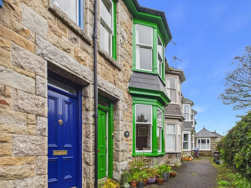 house for sale — Tretorvic Heamoor, Penzance