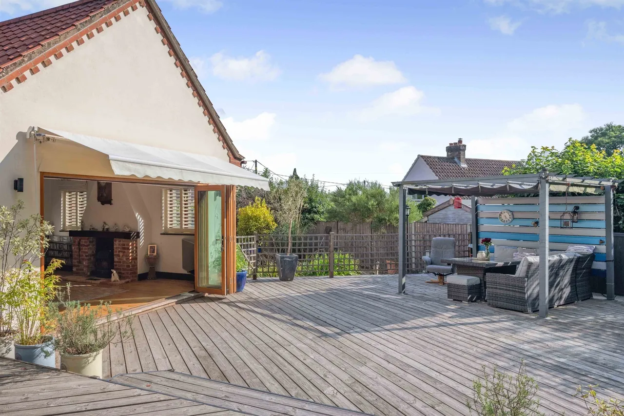 Greenways Close, Flordon, NR15, photo 16